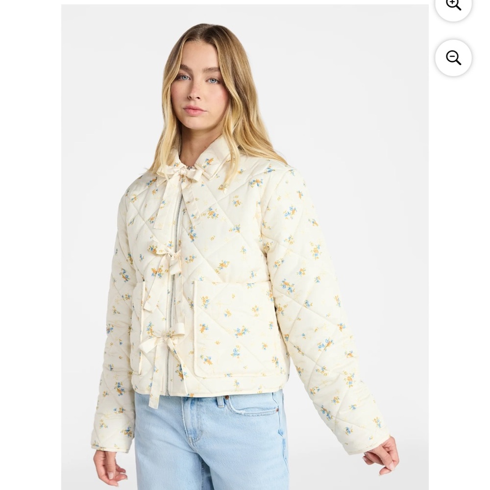 No Boundaries Cream Quilted Floral Bow-Front Puffer Jacket